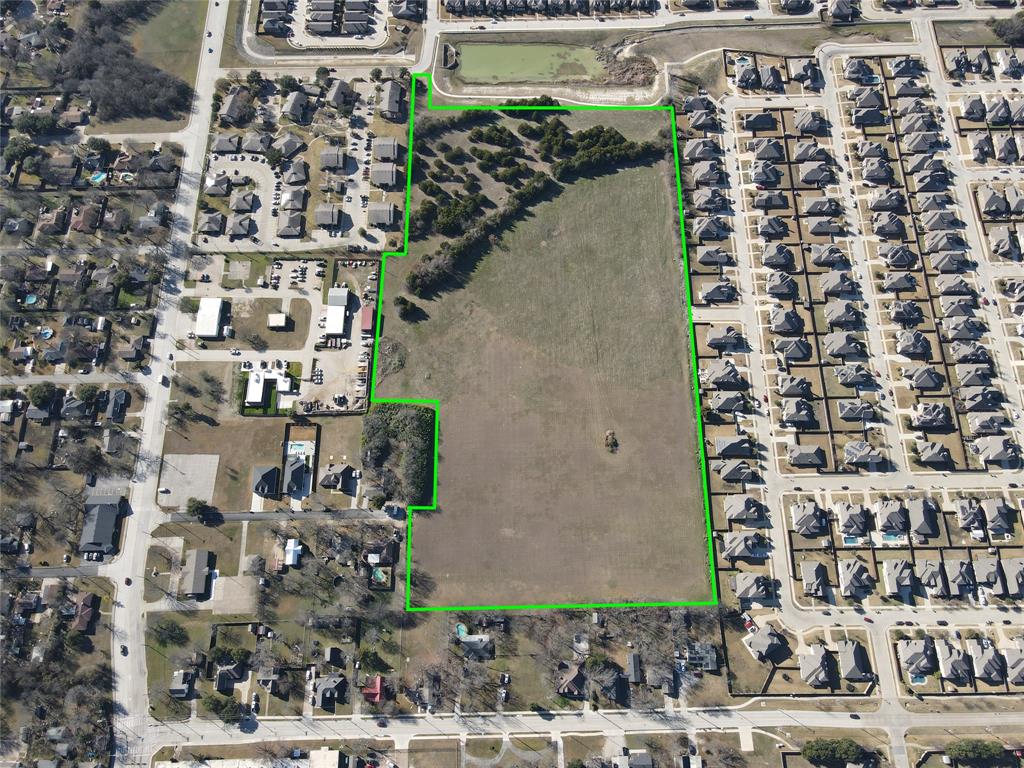 100 Lake Trail Drive Property Photo 1