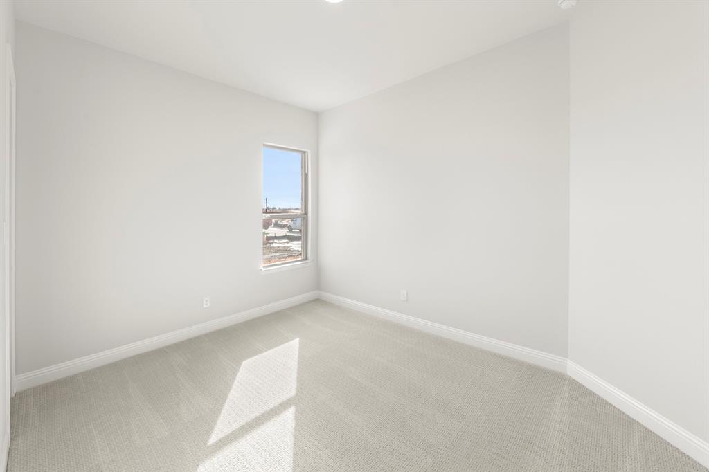 3209 Agnew Street Property Photo 32