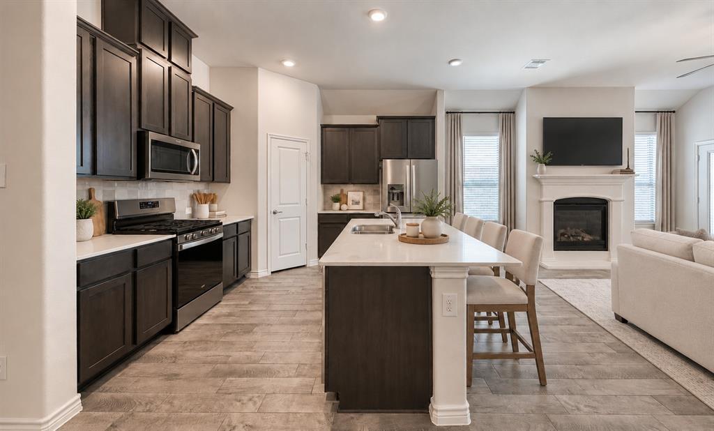 10908 Summer Rain Boulevard Property Photo 16