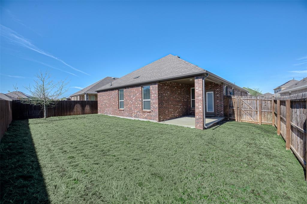 10908 Summer Rain Boulevard Property Photo 35