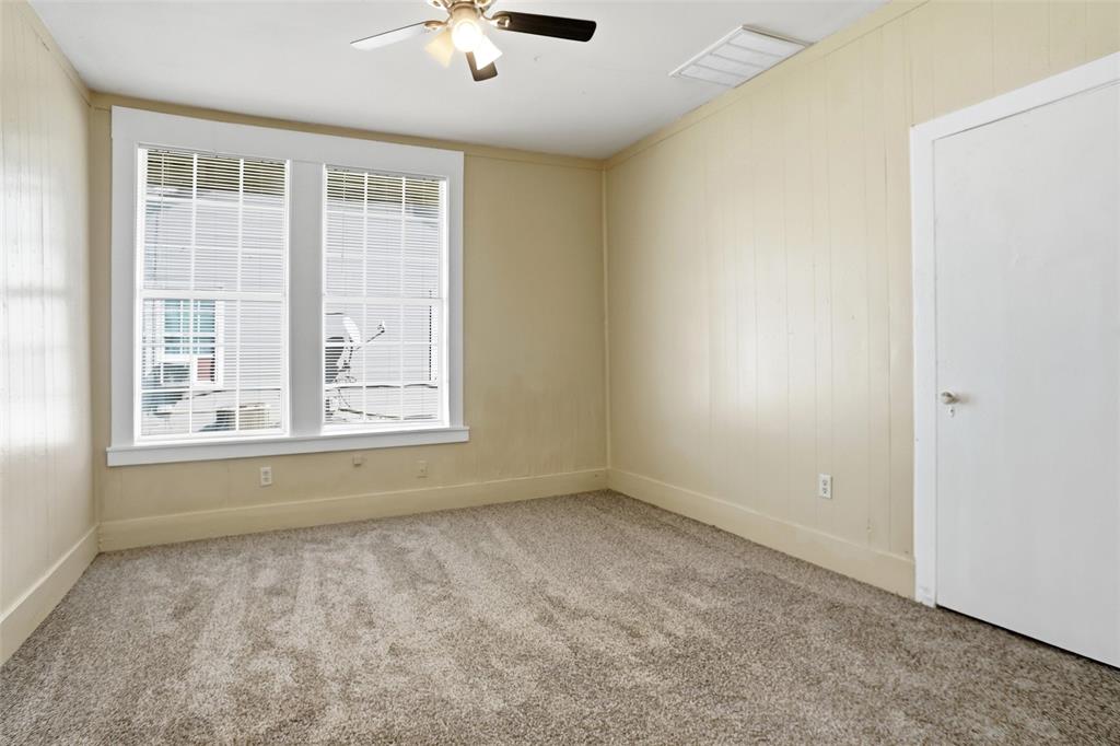 504 Bluebonnet Street Property Photo 9