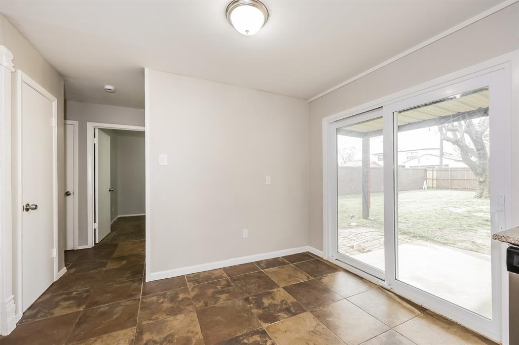 825 Darnel Drive Property Photo 6