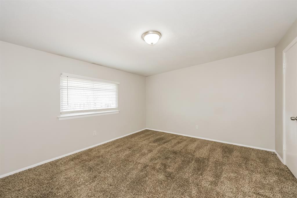 825 Darnel Drive Property Photo 11