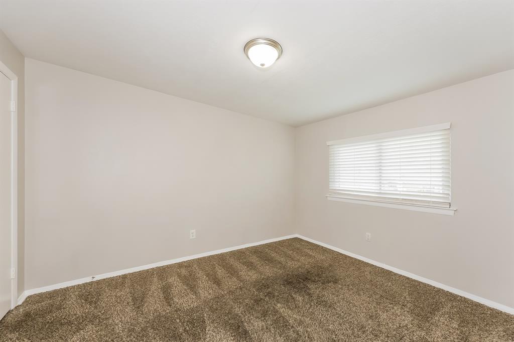 825 Darnel Drive Property Photo 18