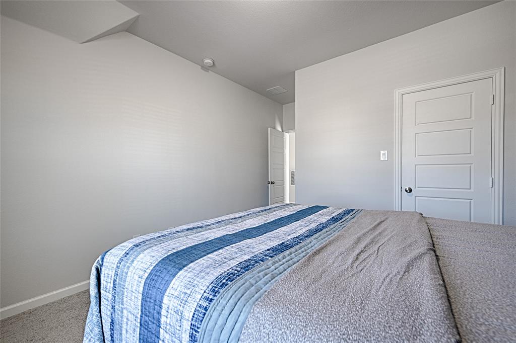 1817 Marvin Garden Trail Property Photo 29