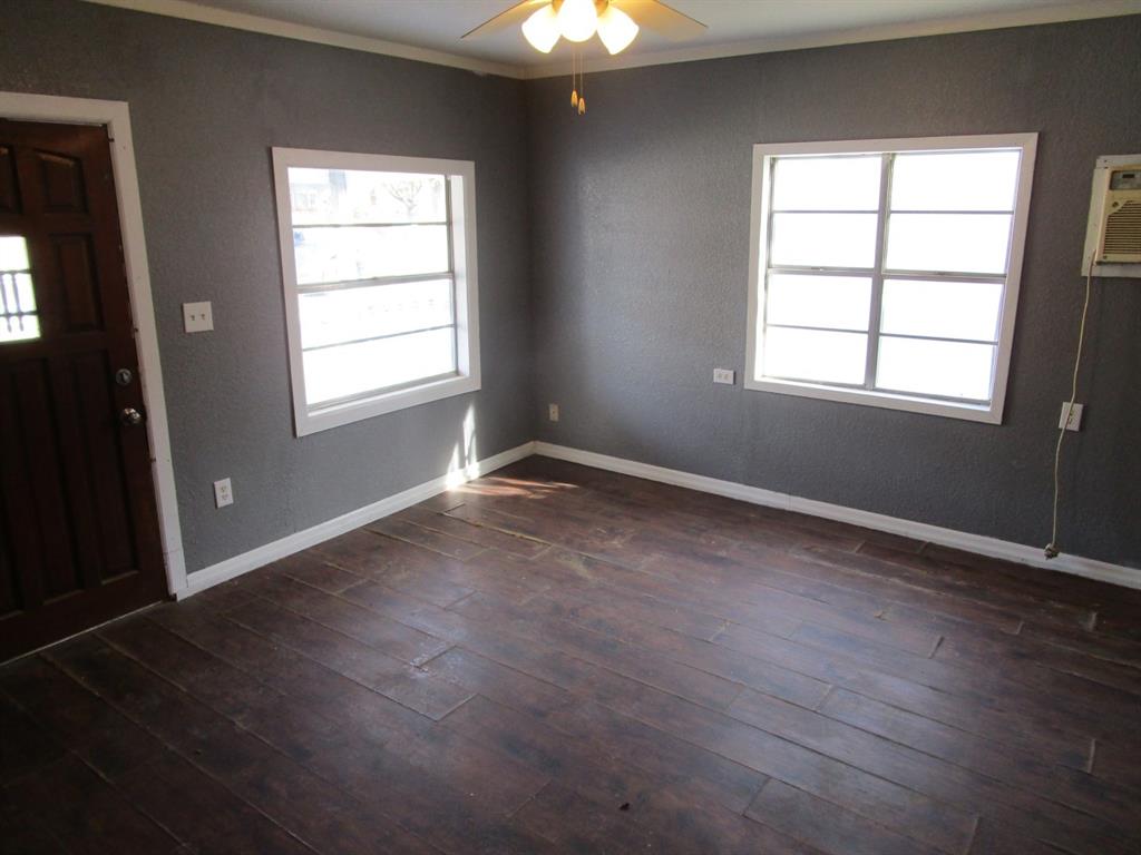 905 Wallis Avenue Property Photo 15