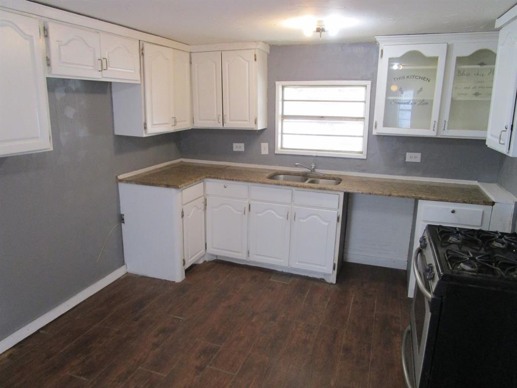 905 Wallis Avenue Property Photo 22