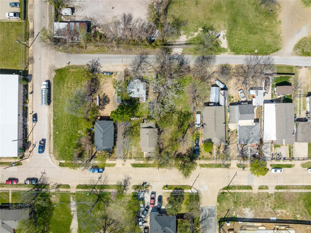 1835 Akron Street Property Photo 14