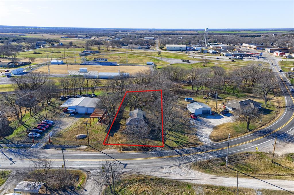 80 N Us Highway 69 Property Photo 1