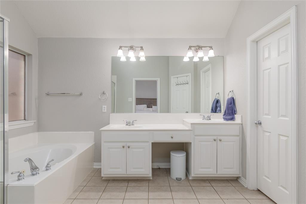 2408 Geneva Lane Property Photo 13