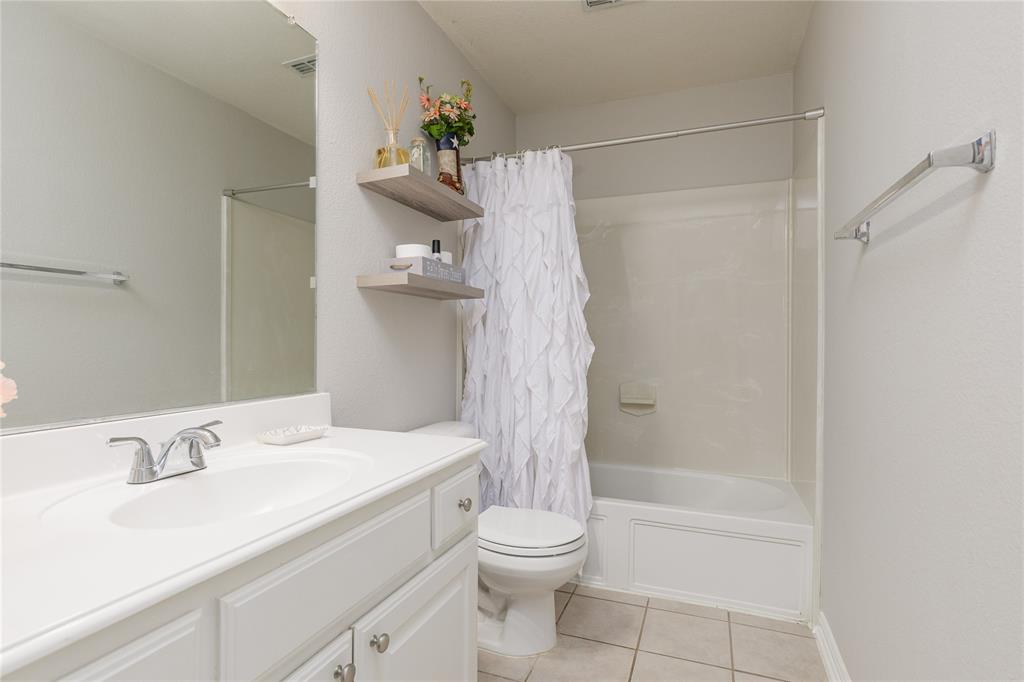 2408 Geneva Lane Property Photo 16