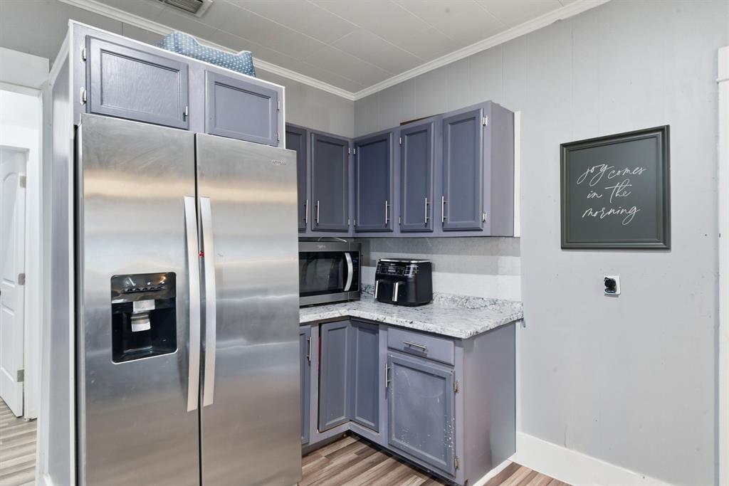 1317 4th Street Property Photo 8