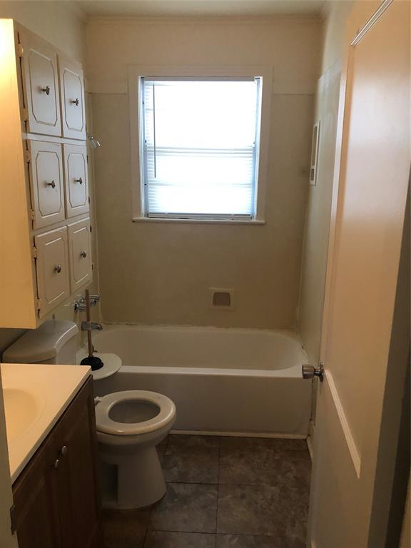 2579 Broadway Drive Property Photo 6