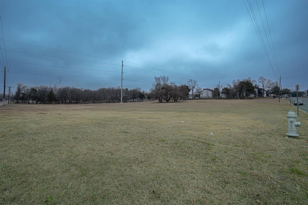 5220 Duck Creek Drive Property Photo 1