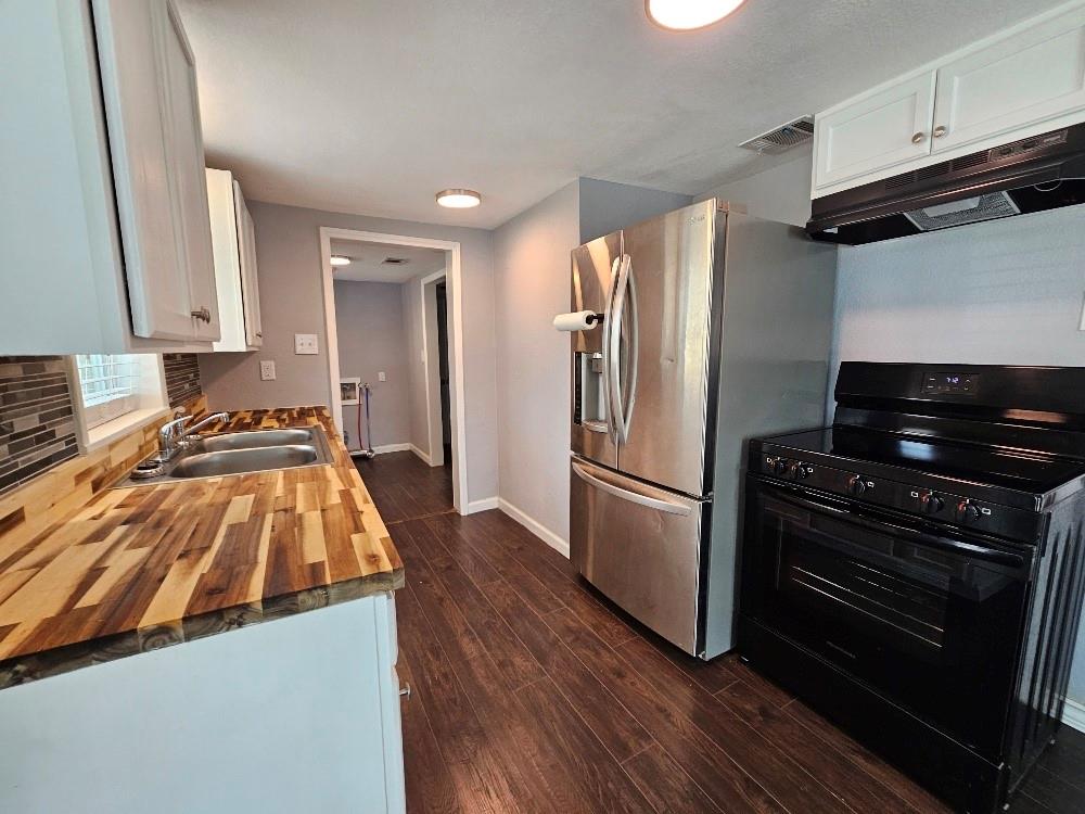 207 Pine Street Property Photo 4