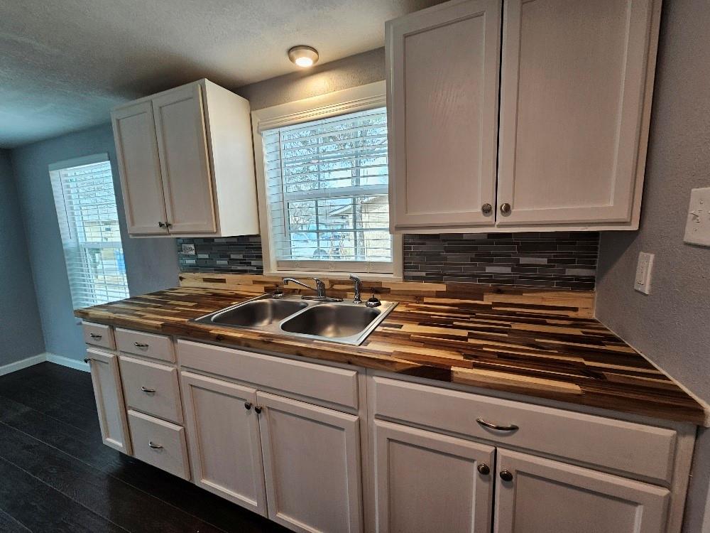207 Pine Street Property Photo 5