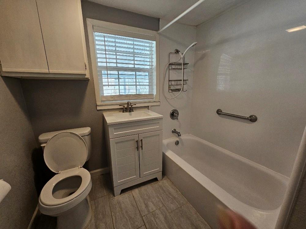 207 Pine Street Property Photo 9