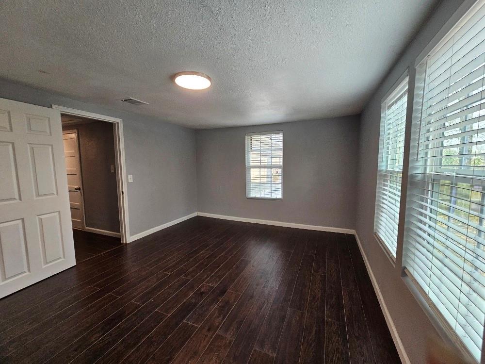 207 Pine Street Property Photo 10