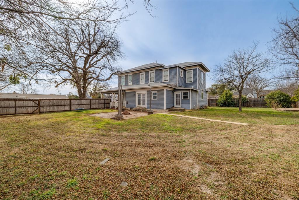 720 W Pecan Street Property Photo 37