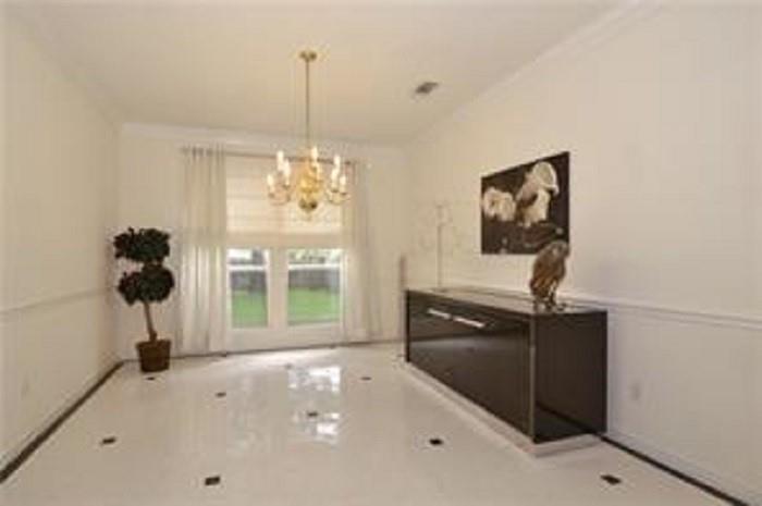 5828 Mossbrook Trail Property Photo 6