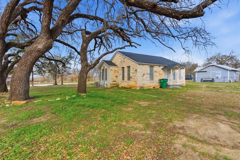 1013 Tejas Lane Property Photo 3