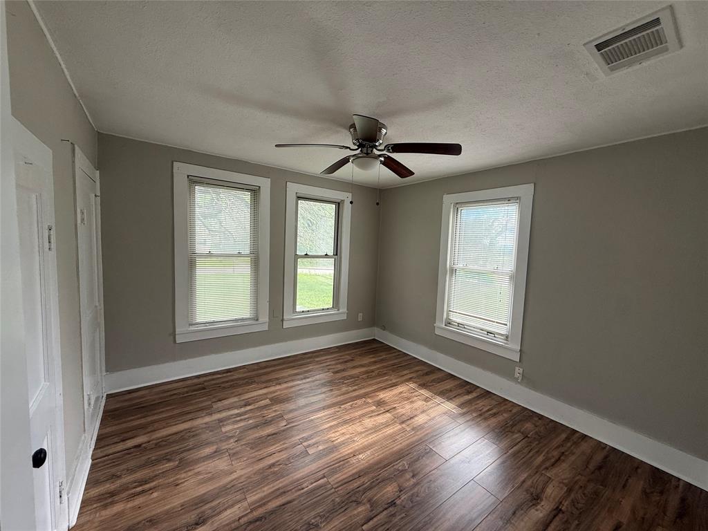 1013 Tejas Lane Property Photo 9