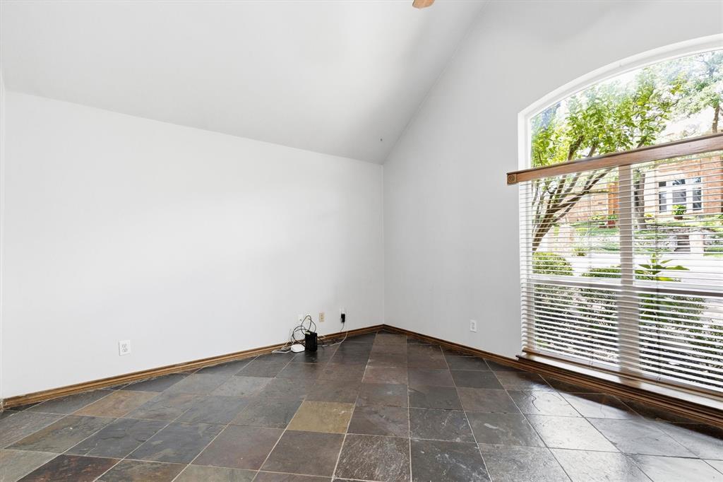 1003 N Wiltshire Drive Property Photo 30