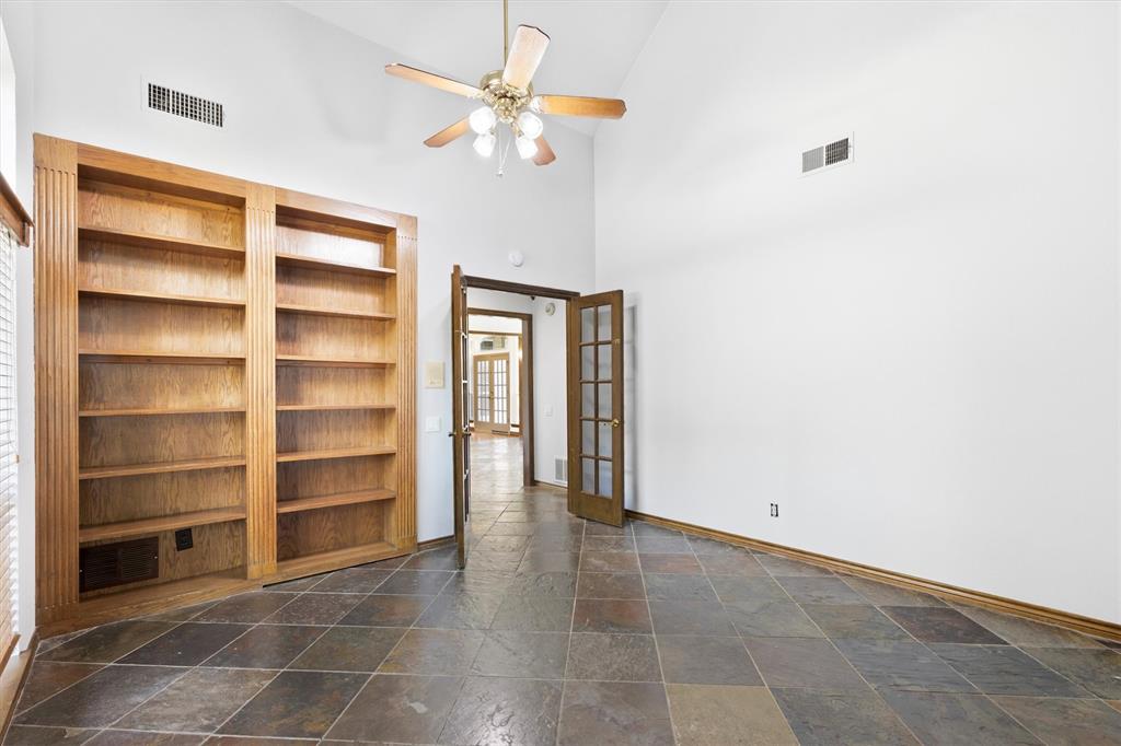 1003 N Wiltshire Drive Property Photo 31