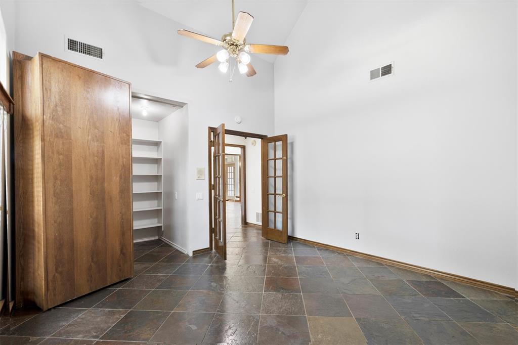 1003 N Wiltshire Drive Property Photo 32