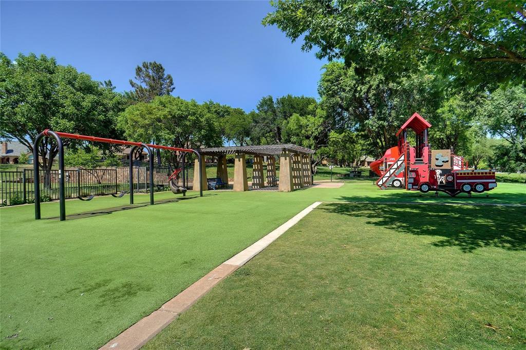 1003 N Wiltshire Drive Property Photo 37