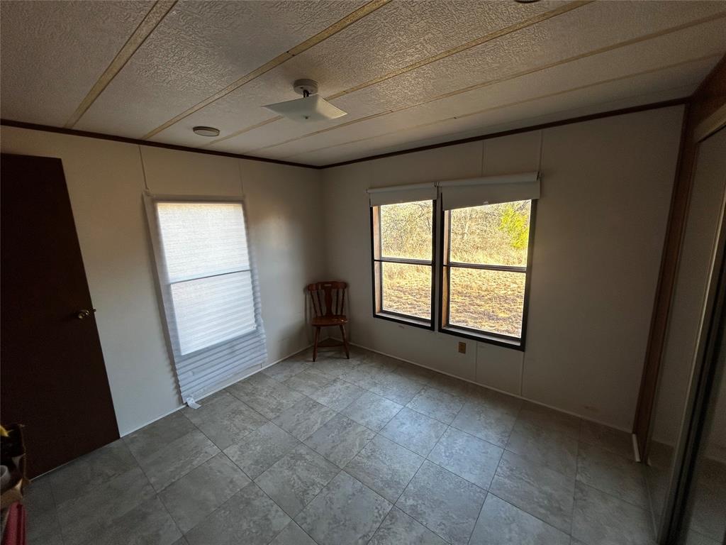 194 Lakeview Property Photo 14