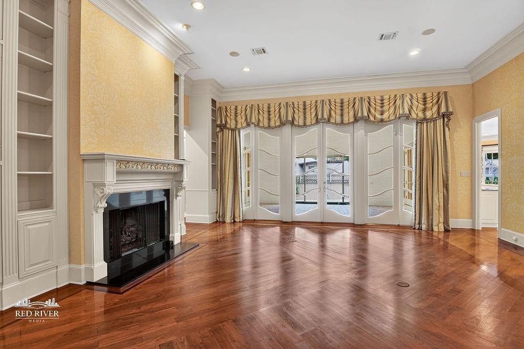 6421 Birnamwood Road Property Photo 6