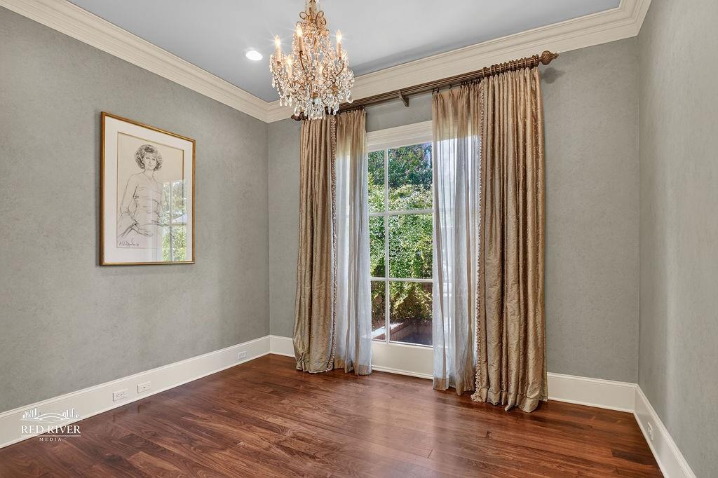 6421 Birnamwood Road Property Photo 10