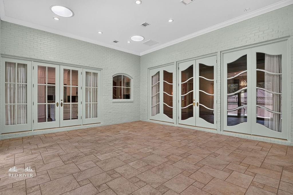6421 Birnamwood Road Property Photo 12