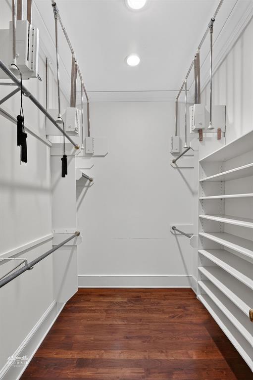 6421 Birnamwood Road Property Photo 21