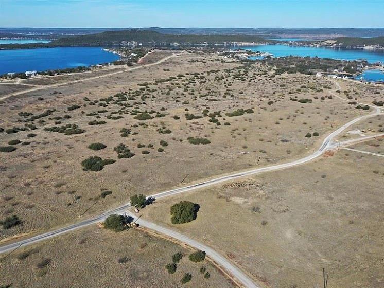 1036 Lake Shore Loop Property Photo 13