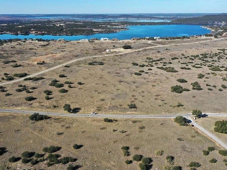 1036 Lake Shore Loop Property Photo 16