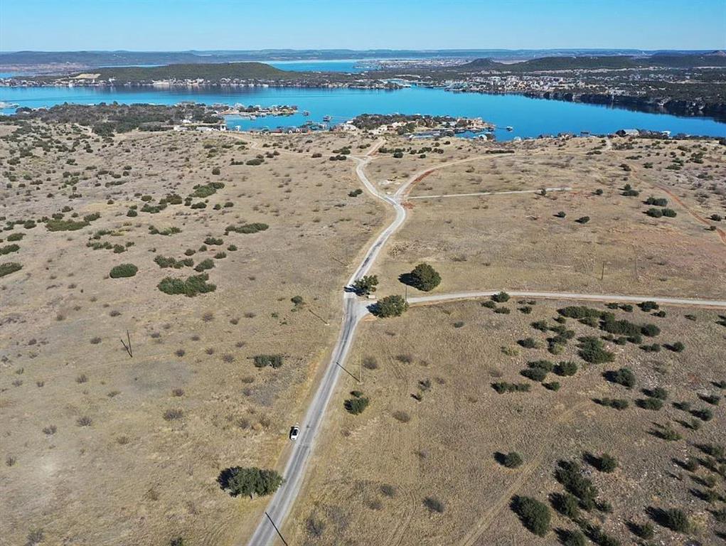1036 Lake Shore Loop Property Photo 17
