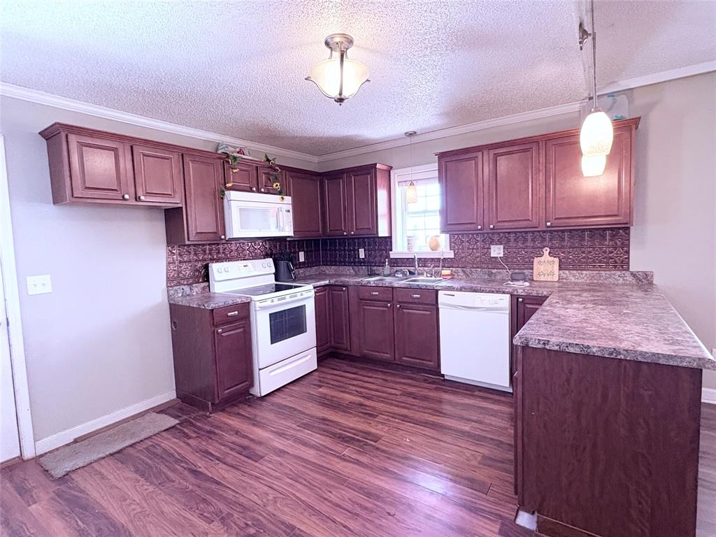768 Highway 507 Property Photo 8