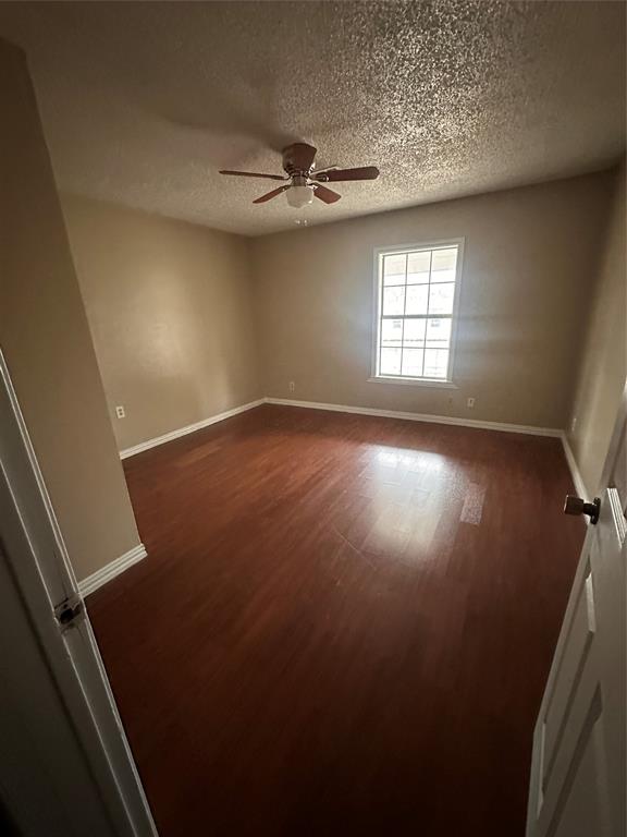 1208 Hall Street Property Photo 3