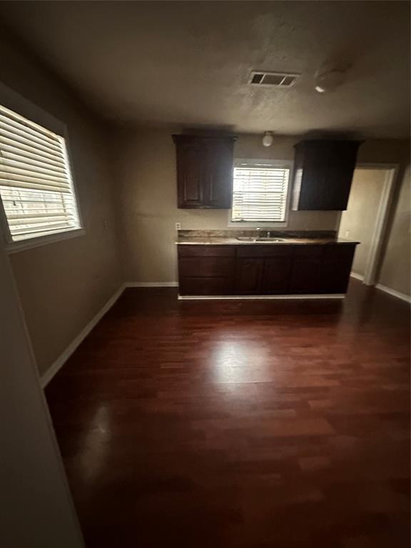 1208 Hall Street Property Photo 13