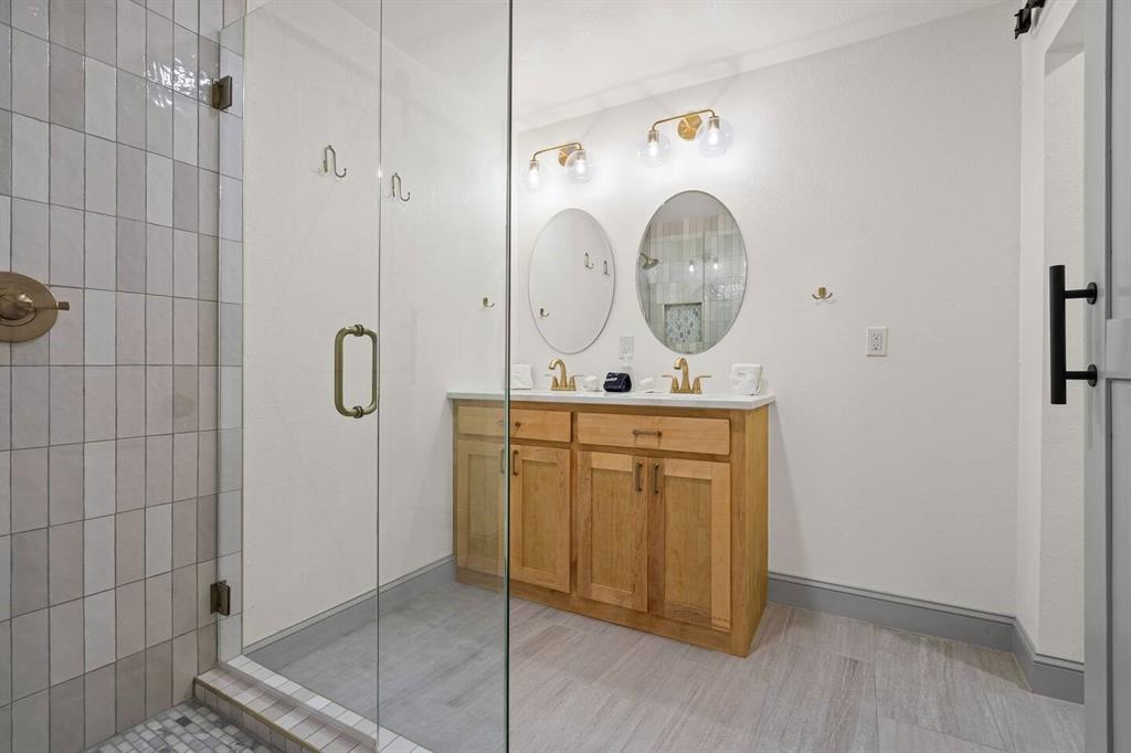 4918 Farris Road Property Photo 22