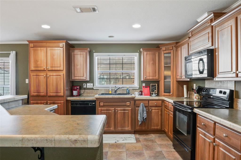 89 Park Lane Property Photo 15