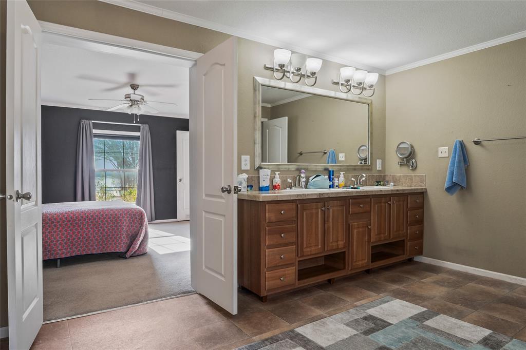 89 Park Lane Property Photo 21