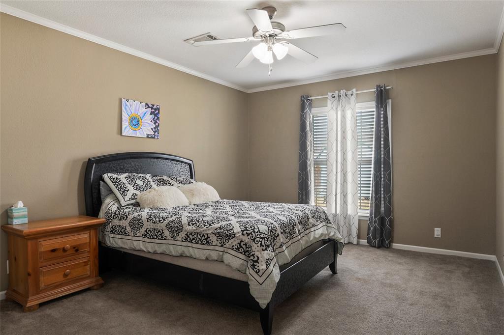 89 Park Lane Property Photo 23