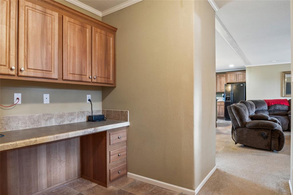 89 Park Lane Property Photo 25