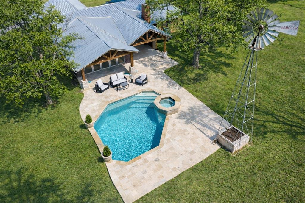 11362 E Highway 82 Property Photo 1
