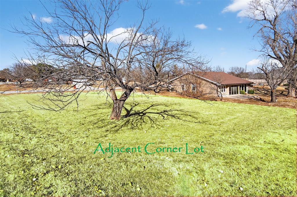 135 Lakeview Drive Property Photo 23