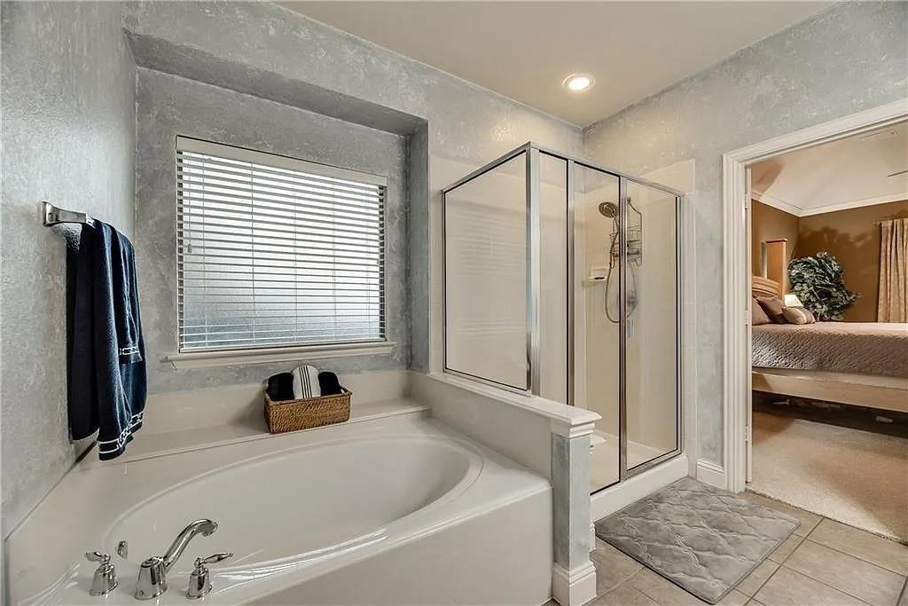 2703 Waterway Drive Property Photo 13