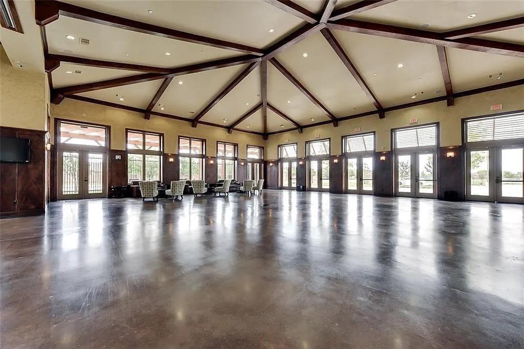 2703 Waterway Drive Property Photo 17